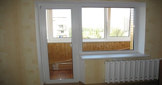 Ремонт балконной двери Усинск, цена от 988 руб.